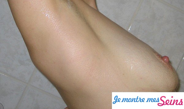 Photo des seins de A3bebes