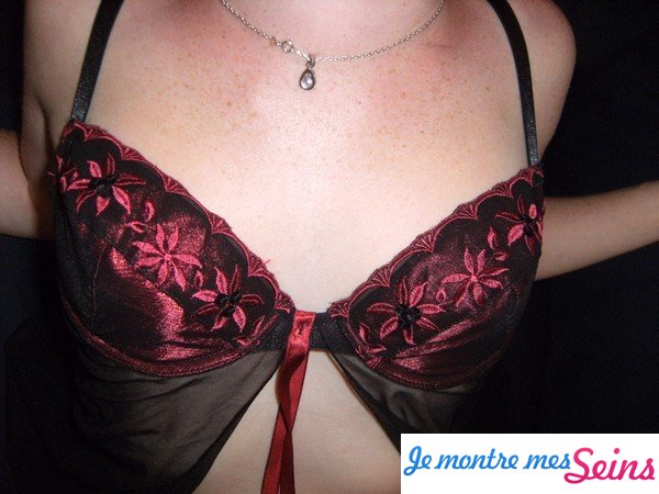 Photo des seins de Petiteetoile