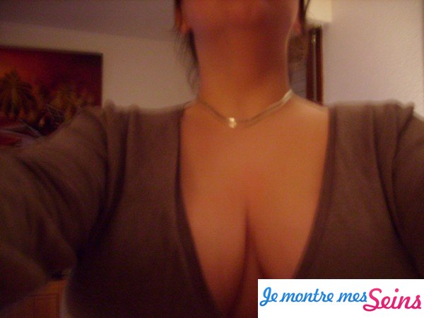 Photo des seins de Hollylola