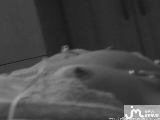 Photo des seins de Lome