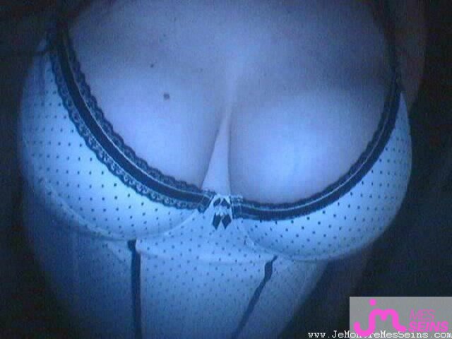 Photo des seins de Kittyna