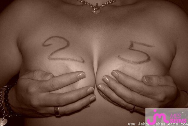 Photo des seins de Titia