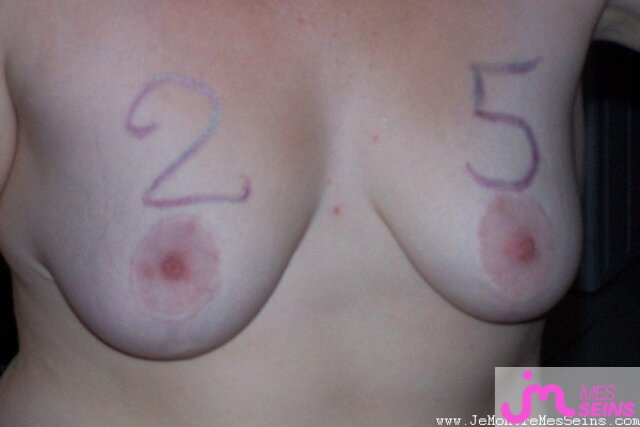 Photo des seins de Titia