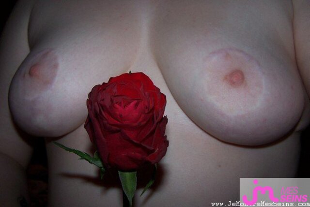 Photo des seins de Titia