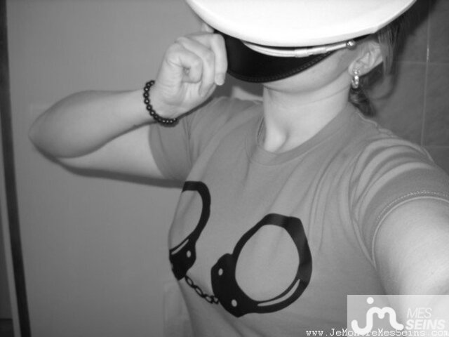 Photo des seins de Titia