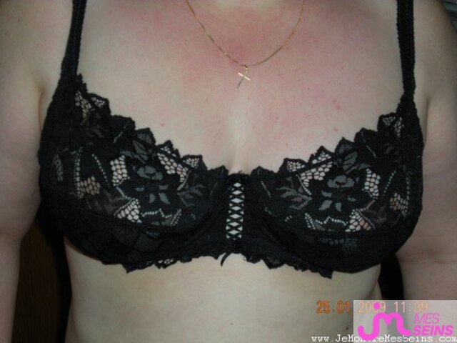 Photo des seins de Sandrine