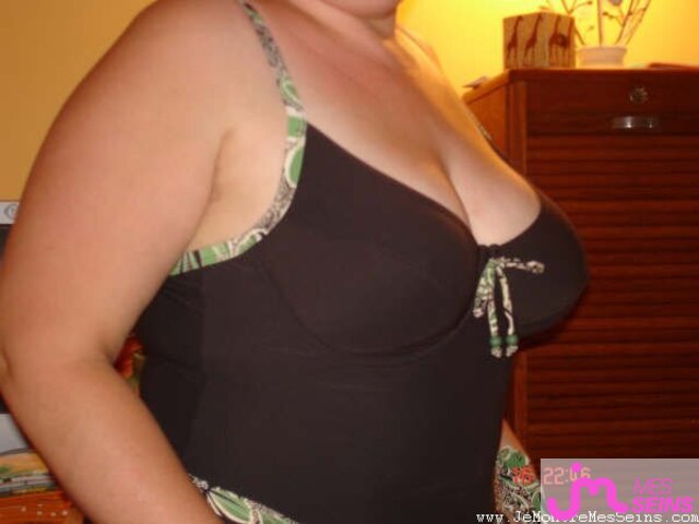 Photo des seins de Elolie