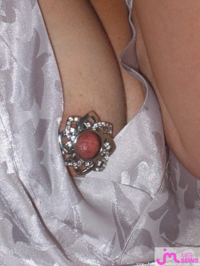 Photo des seins de Val06