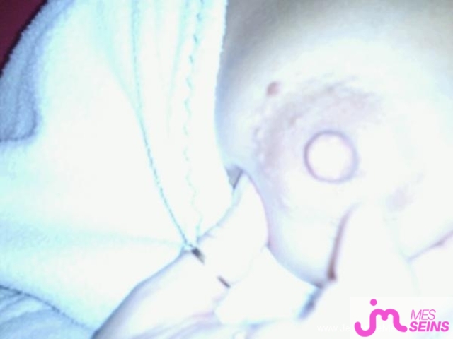 Photo des seins de Clyne
