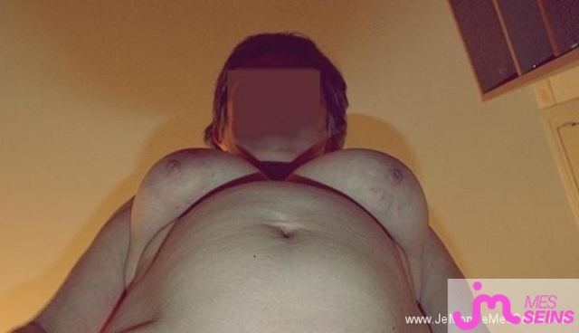 Photo des seins de Elido
