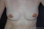 Photos des seins de Yka, yka1