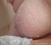 Photos des seins de Lydia, lydia1