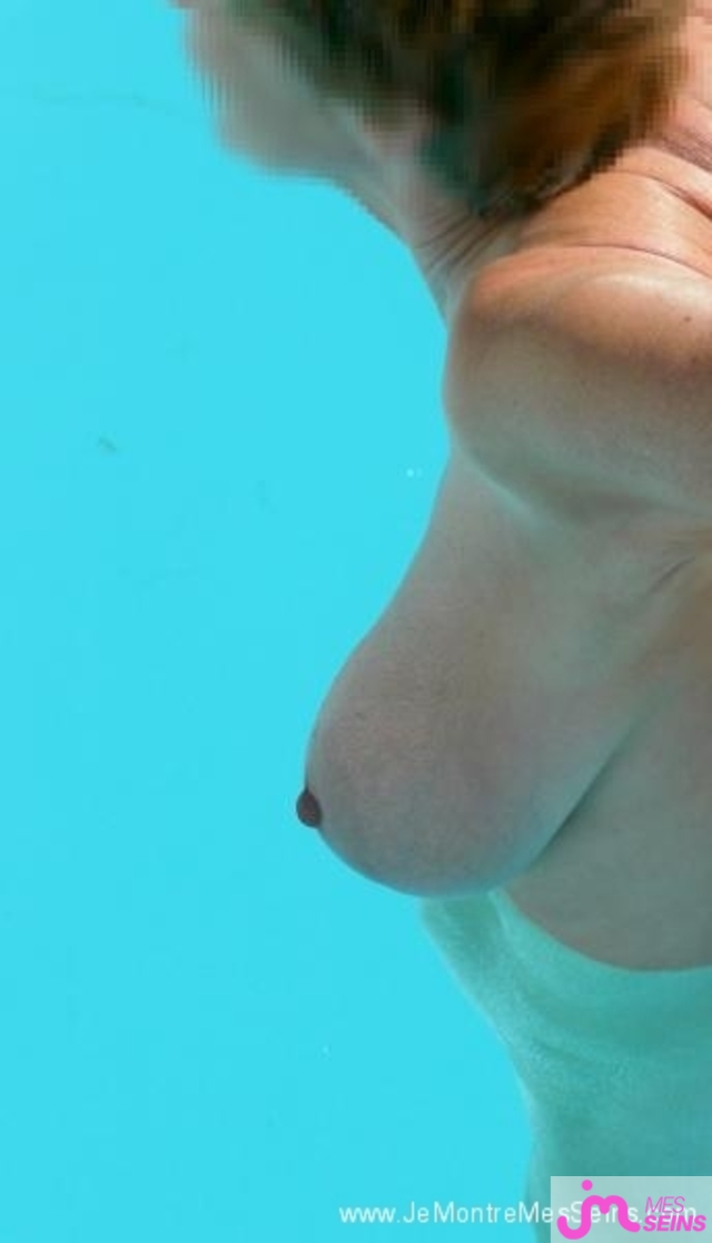 Photo des seins de Nyssia