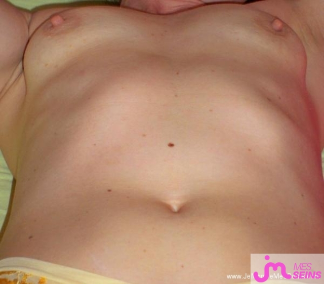 Photo des seins de Downblouse