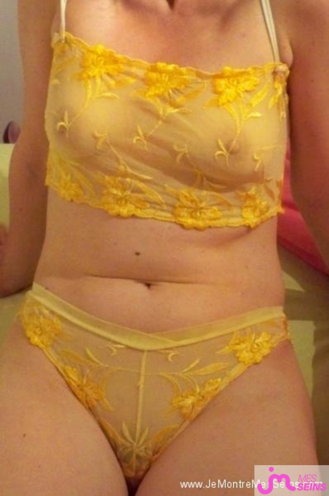 Photo des seins de Downblouse