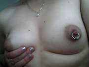 Photos des seins de Miss17, mes petits seins