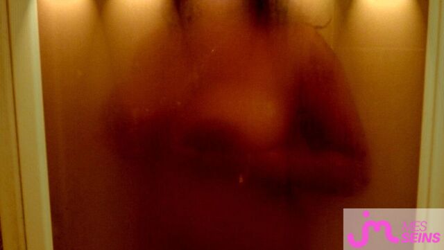 Photo des seins de Dragonsexy