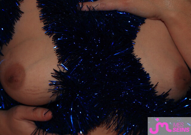 Photo des seins de Jeannel