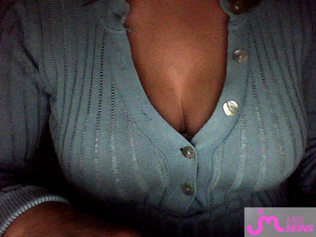 Les très gros seins de milooz