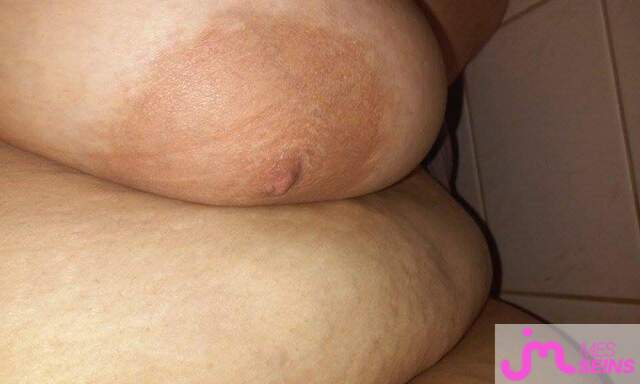 Les très gros seins de lescoquinoudu69