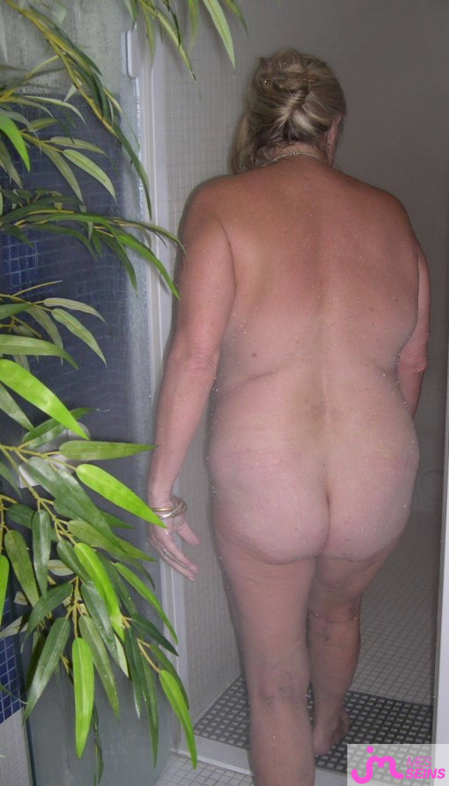 Les très gros seins de nmp