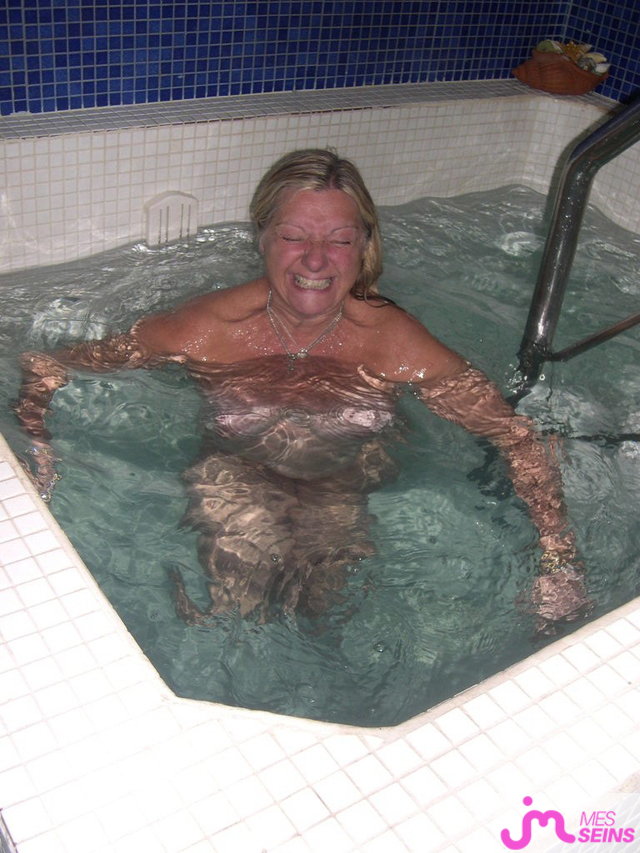 Les très gros seins de nmp