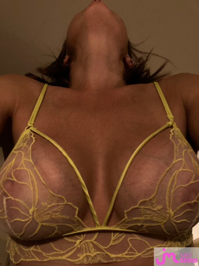 Les très gros seins de Fallon