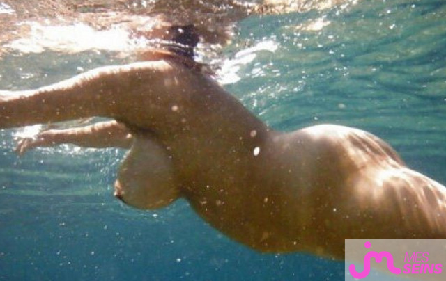 Les très gros seins de Bourgeoise sensuelle