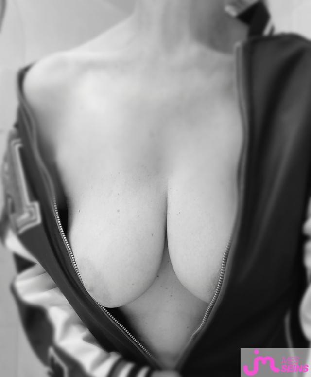 Les gros seins de Aimeline