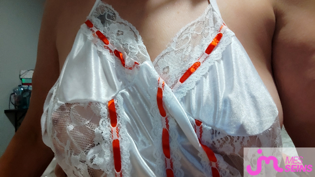 Les très gros seins de Valouambu