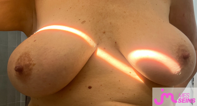 Les très gros seins de Ma belle 69