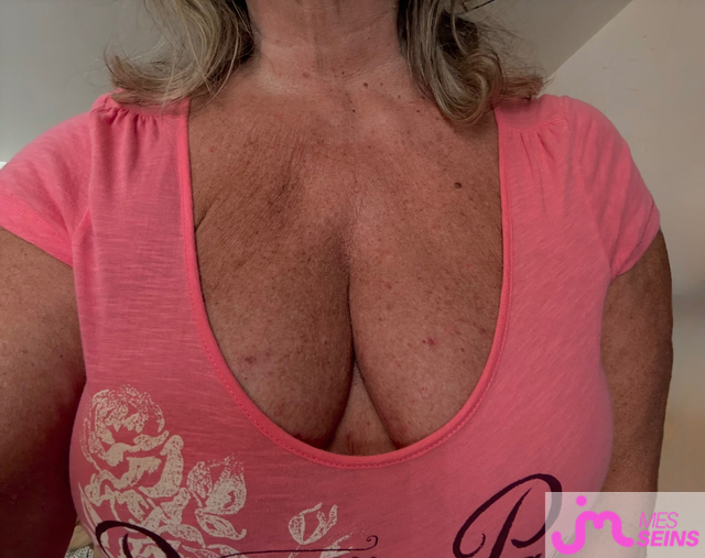 Les très gros seins de Michelle