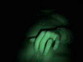Videos des seins de Marianne, dans le noir