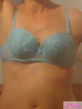 Photos de seins : peut etre plus