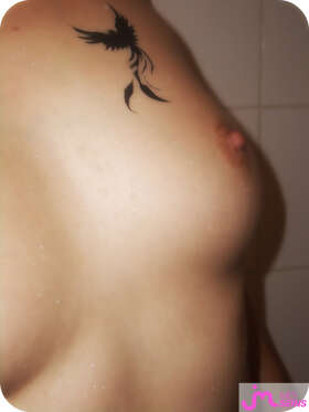 Photos de seins : Mon tatouage