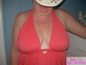 Photos de seins : massage