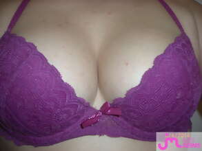 Photos de seins : Une première...