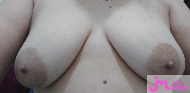 Les gros seins de Yoyo4902