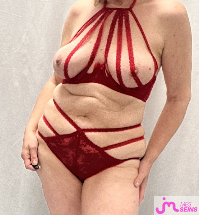 Les très gros seins de Ma belle 69