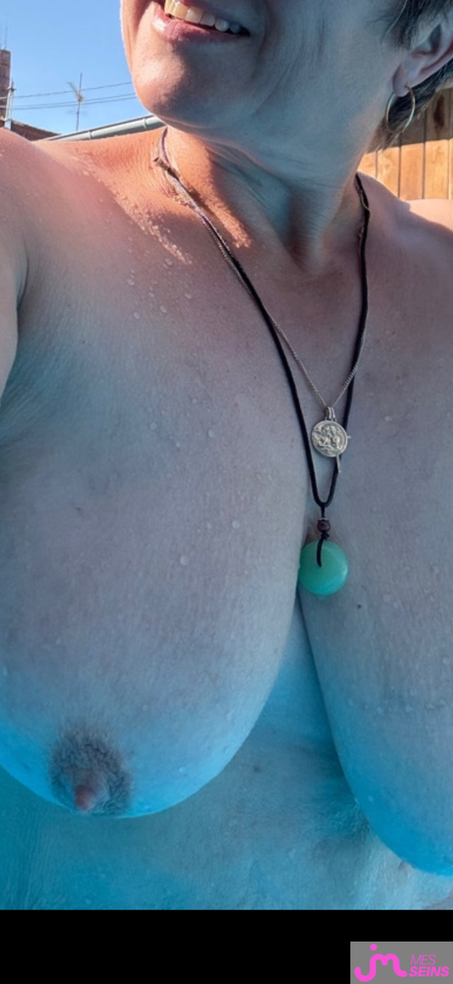 Les très gros seins de Nini67