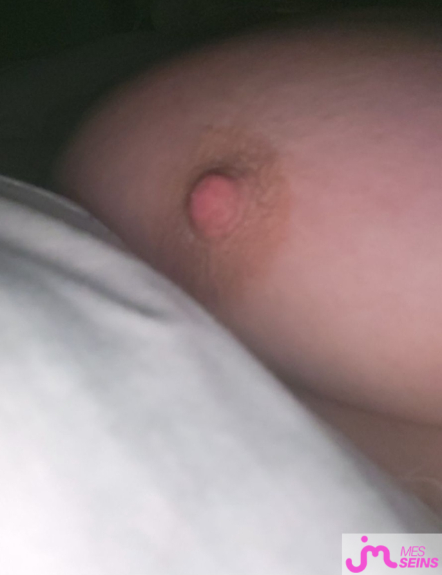 Les très gros seins de thea.76600