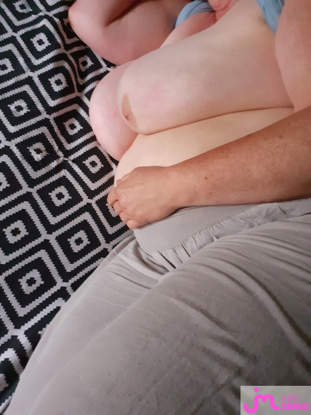 Les très gros seins de matureetcoquine