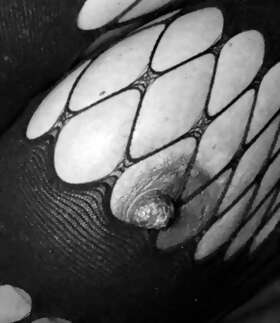 Photos de seins : Première fois
