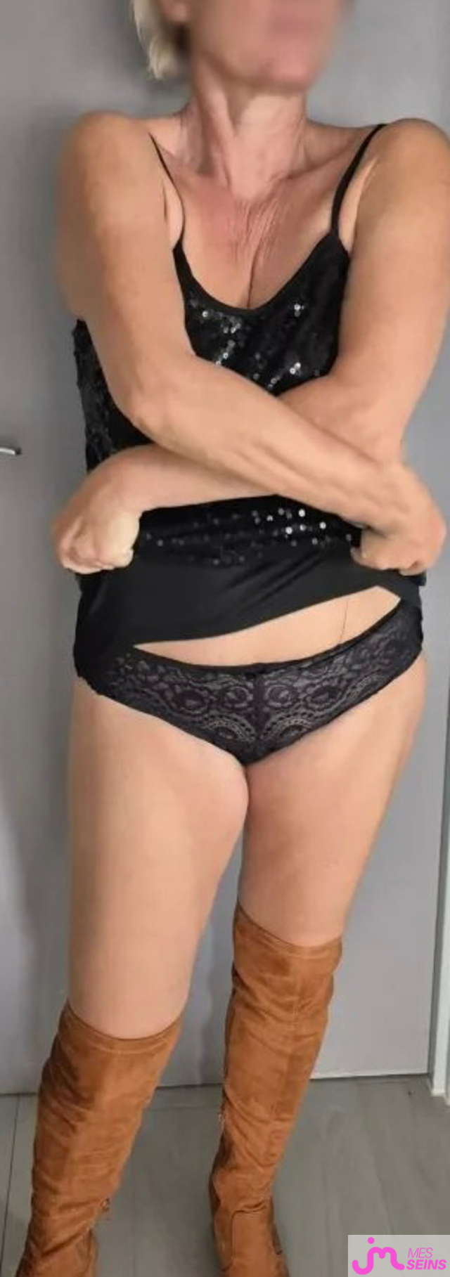 Les seins moyens de Chaudeduminou