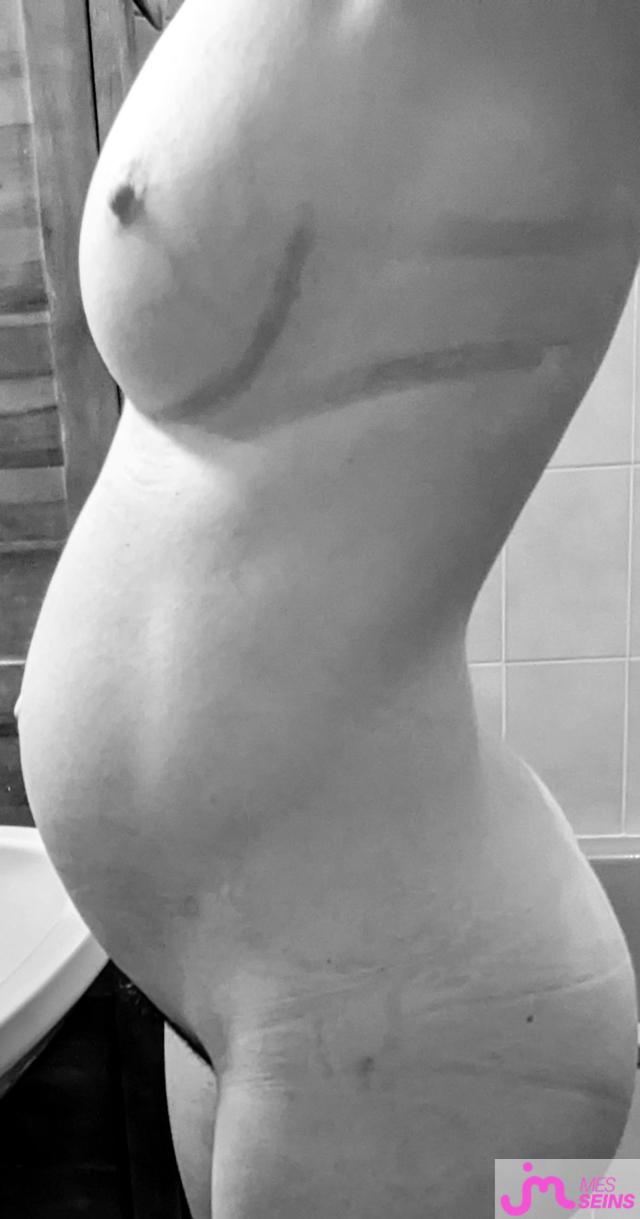 Les gros seins de Peephole