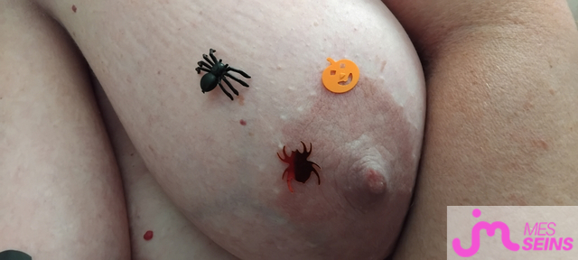 Les très gros seins de Couple Calin