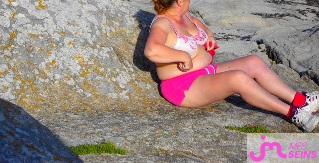 Les tr&egrave;s gros seins de Bololos