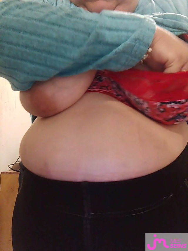 Les gros seins de 666 soval