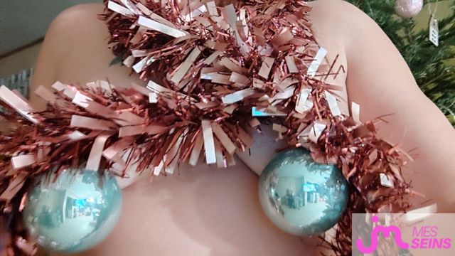 Les tr&egrave;s gros seins de Valouambu