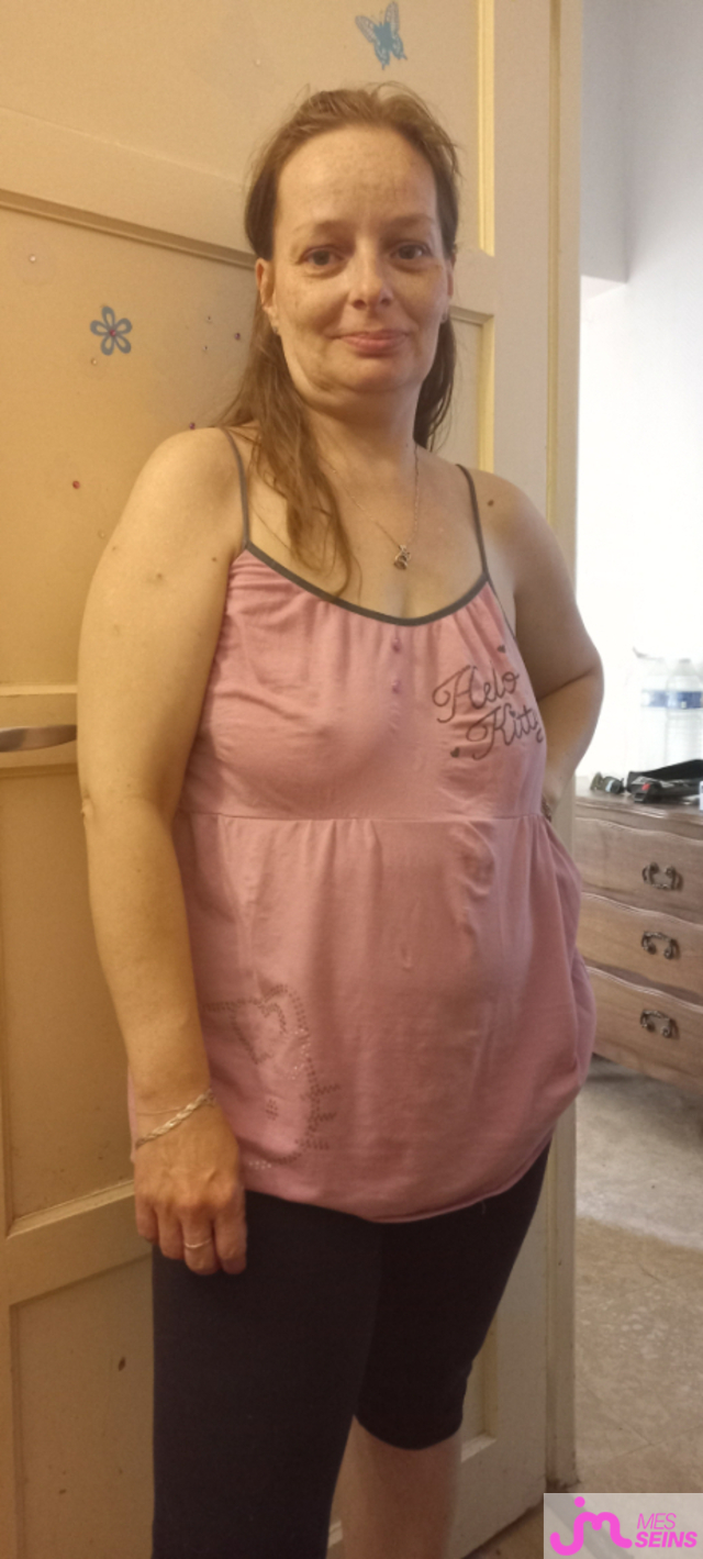 Les seins moyens de xavier75000